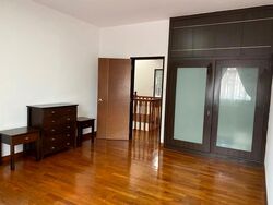 Kew Place (D16), Terrace #571136631